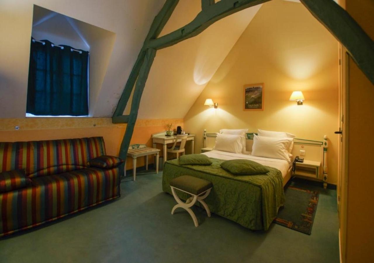 Pont-de-lʼArche Hotel De La Tour מראה חיצוני תמונה